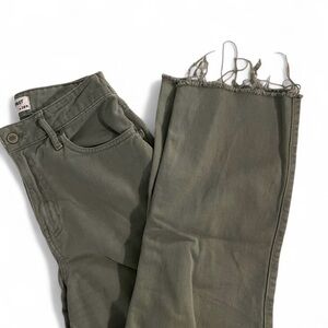 Olive Frayed Hem Cropped Jeans